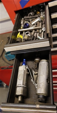 Saturday October 10th 9:00am - LIVE ONSITE Auction - Edwards Brothers Race Shop - Middleburg, NC - Pictures and Listing Represent a Small Portion of Items Being Sold - Absentee Bids Accepted 