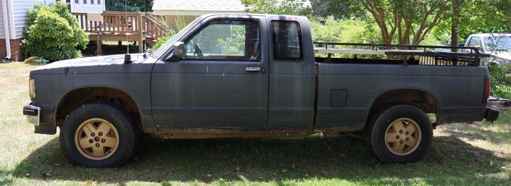 Saturday October 10th 9:00am - LIVE ONSITE Auction - Edwards Brothers Race Shop - Middleburg, NC - Pictures and Listing Represent a Small Portion of Items Being Sold - Absentee Bids Accepted 