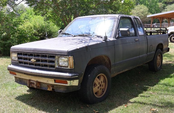 Saturday October 10th 9:00am - LIVE ONSITE Auction - Edwards Brothers Race Shop - Middleburg, NC - Pictures and Listing Represent a Small Portion of Items Being Sold - Absentee Bids Accepted 