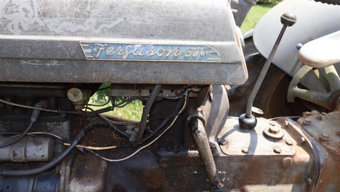 Massey Furguson Tractor - Ferguson 30 - Runs Well 