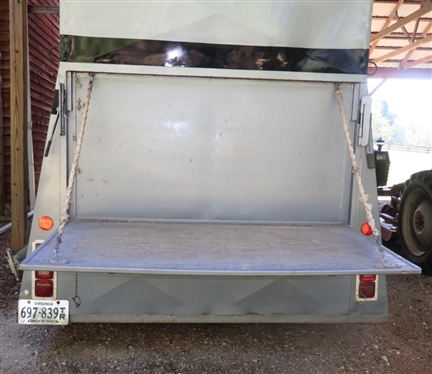 1979 Gore 4 Horse Head to Head Horse Trailer - Gooseneck with Tack and Changing Area, Custom Drop Down Back Tailgate Table - Ramps on Each Side - One Walk Through Door - ONE OWNER - Kept Under...