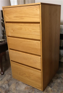 Solid Oak 5 Drawer Chest of Drawers - Graduating Dovetailed Drawers - Chest is 45 1/2 Tall 24 By 24 - Some Burn Marks on Top 