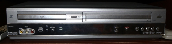 Zenith XBV243 DVD / VHS Player and Recorder with Remote