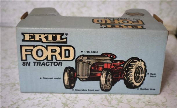 ERTL Ford 8N Tractor 1 /16 Scale in Original Box 