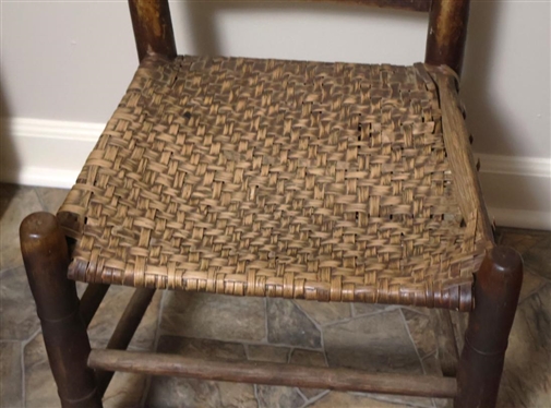 Mecklenburg County, VA Johnson Chair with Pronounced Wedding Ring Accents on Posts - Original Finish Seats Needs Replacing 